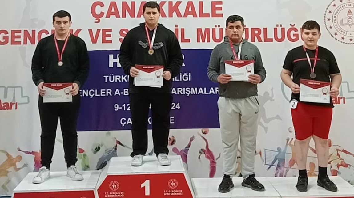 102 Kiloda Türkiye şampiyonu olduk, Tebrikler Sefa ...